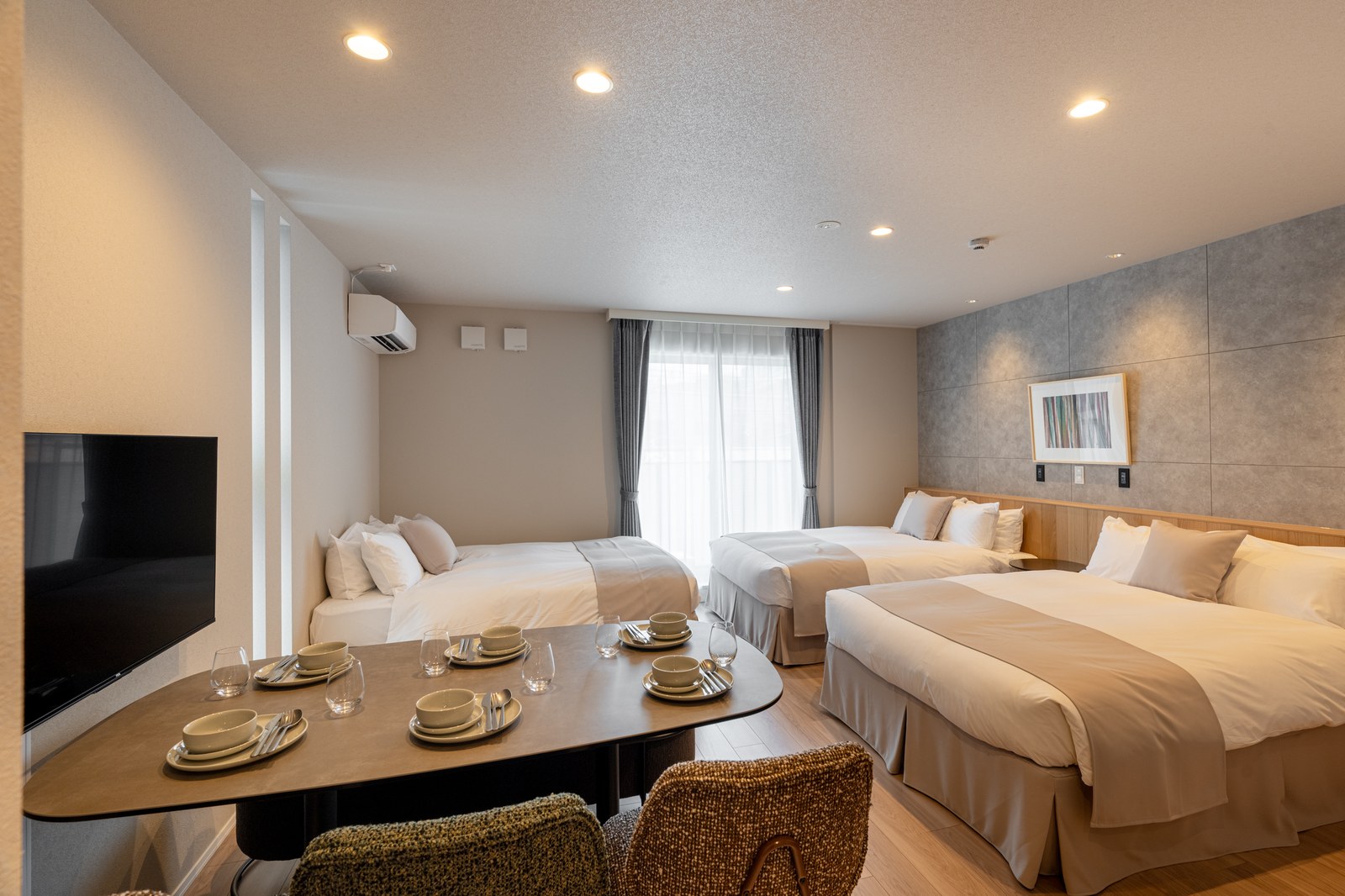 NEIGHBORS HOTEL Type 1